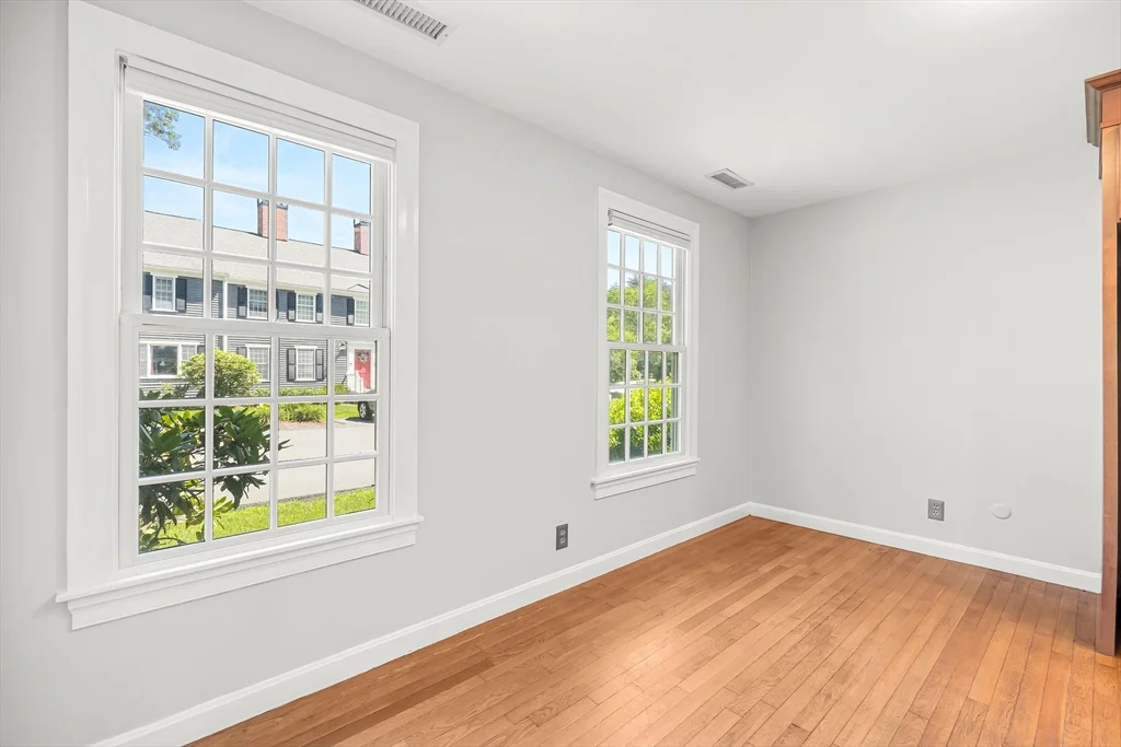 2 bed, 1 bath apartment for rent at 88 Jericho Rd Unit 88, Weston — photo 5 of 18