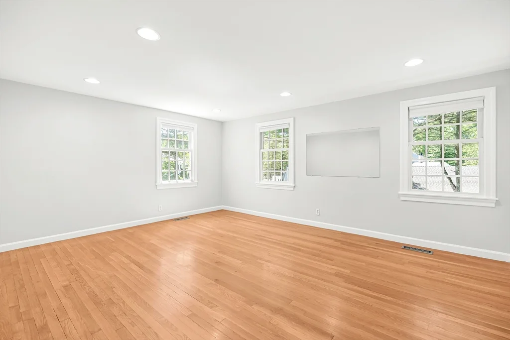 2 bed, 1 bath apartment for rent at 88 Jericho Rd Unit 88, Weston — photo 10 of 18