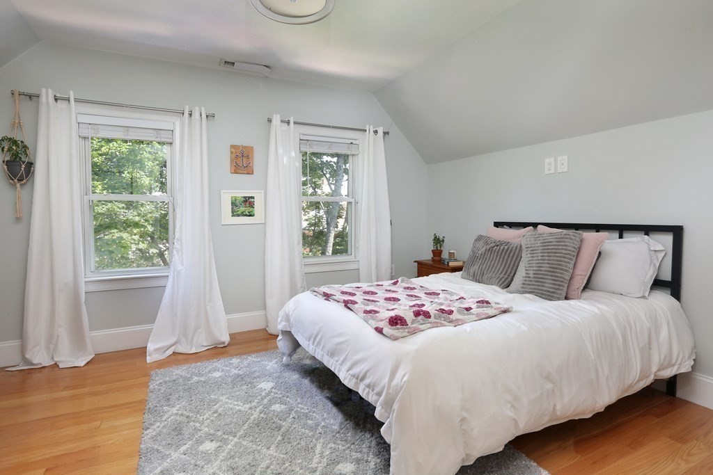 4 bed, 2 bath apartment for rent at 88 Josephine Ave Unit 2, Ball Square — photo 7 of 16
