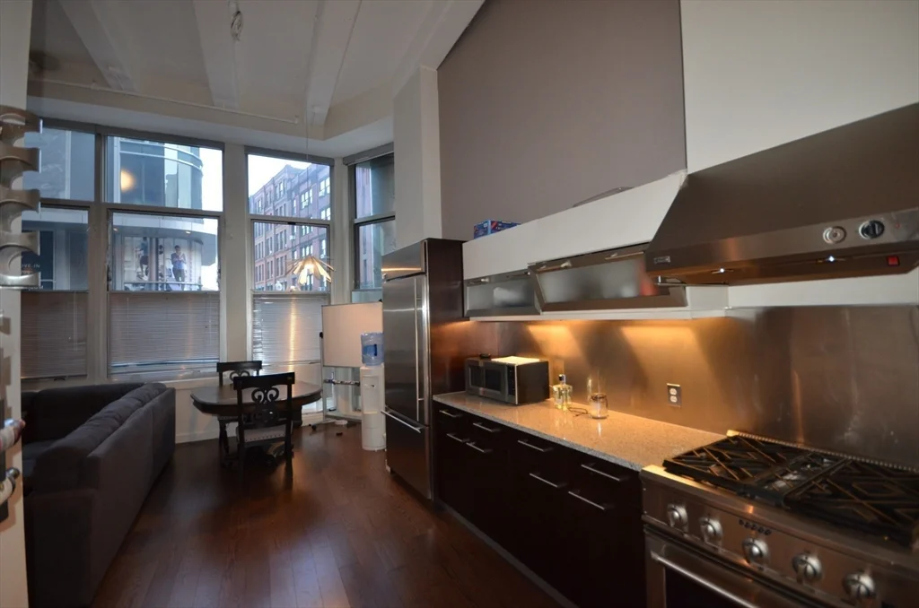 2 bed, 1 bath apartment for rent at 88 Kingston St Unit 1b, Boston Downtown — photo 6 of 10
