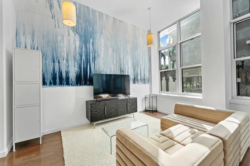 1 bed, 1 bath apartment for rent at 88 Kingston St Unit 1F, Midtown — photo 4 of 21