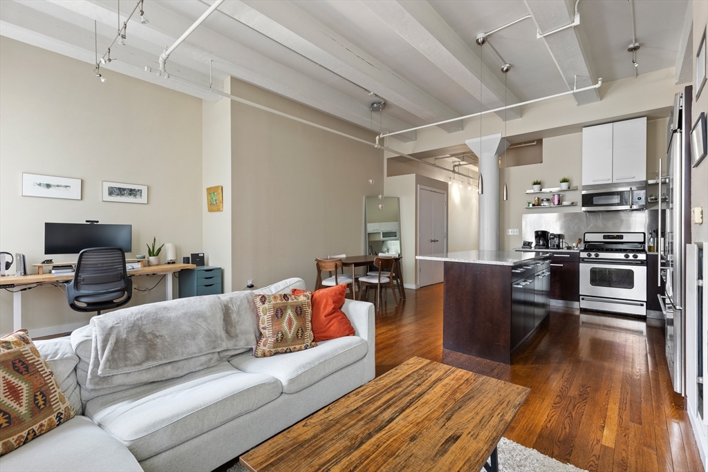 1 bed, 1 bath apartment for rent at 88 Kingston St Unit 3D, Boston Downtown — photo 12 of 22