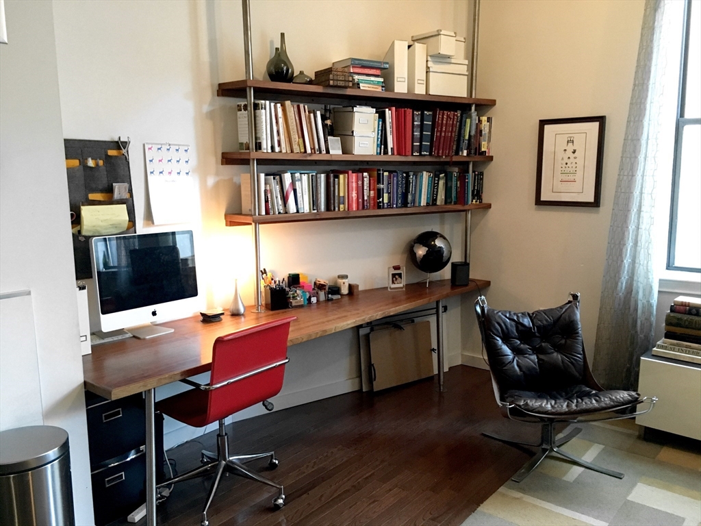 1 bed, 1 bath apartment for rent at 88 Kingston St Unit 4E, Midtown — photo 3 of 9