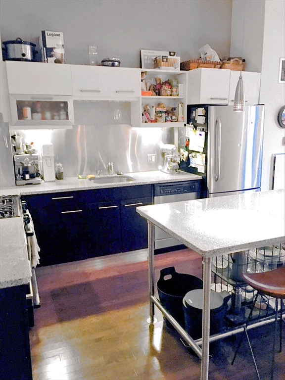 1 bed, 1 bath apartment for rent at 88 Kingston St Unit 4E, Midtown — photo 5 of 9