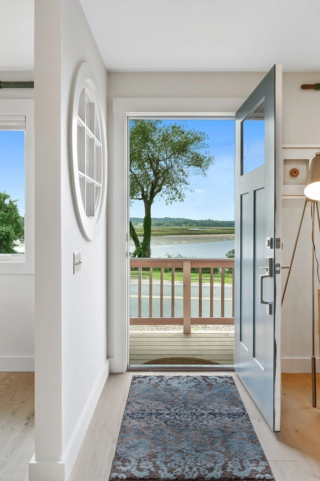 3 bed, 3 bath apartment for rent at 88 Little Neck Rd, Great Neck — photo 2 of 42