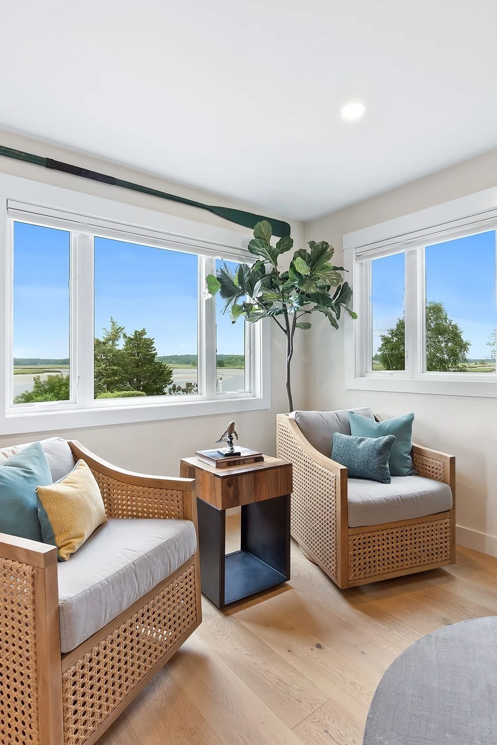 3 bed, 3 bath apartment for rent at 88 Little Neck Rd, Great Neck — photo 10 of 42