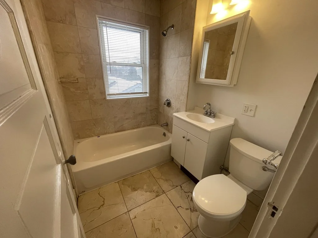 2 bed, 1 bath apartment for rent at 88 Mariposa St Unit 2, Hyde Park — photo 10 of 12