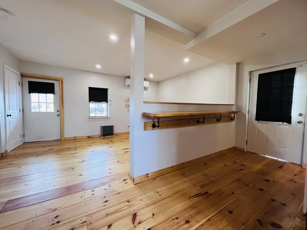 1 bed, 1 bath apartment for rent at 88 Miller St Unit 3, South Middleborough — photo 10 of 24