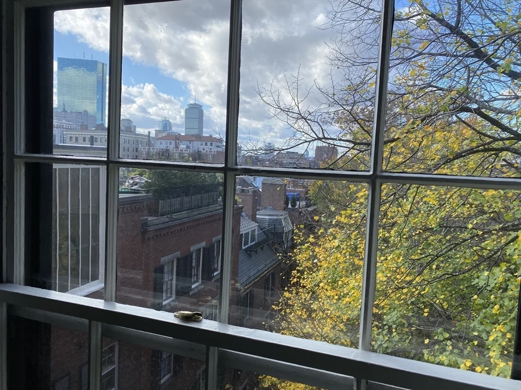 1 bed, 1 bath apartment for rent at 88 Mount Vernon Unit 32, Beacon Hill — photo 8 of 10
