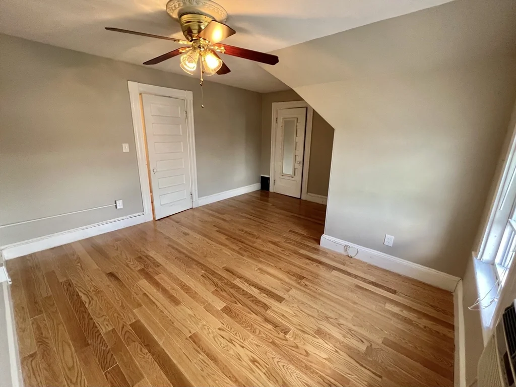 4 bed, 1 bath apartment for rent at 88 Murdock St Unit N/A, Boston — photo 11 of 15