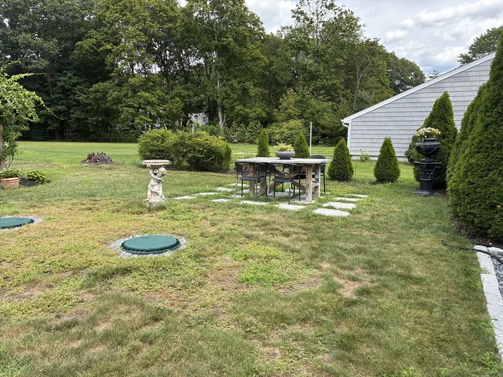 1 bed, 1 bath apartment for rent at 88 Newman Ave Unit a, Seekonk — photo 17 of 18