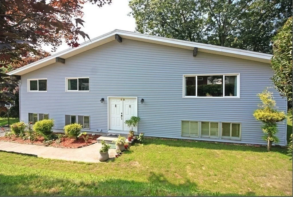3 bed, 3 bath apartment for rent at 88 Saint Mary St, Needham — photo 1 of 14