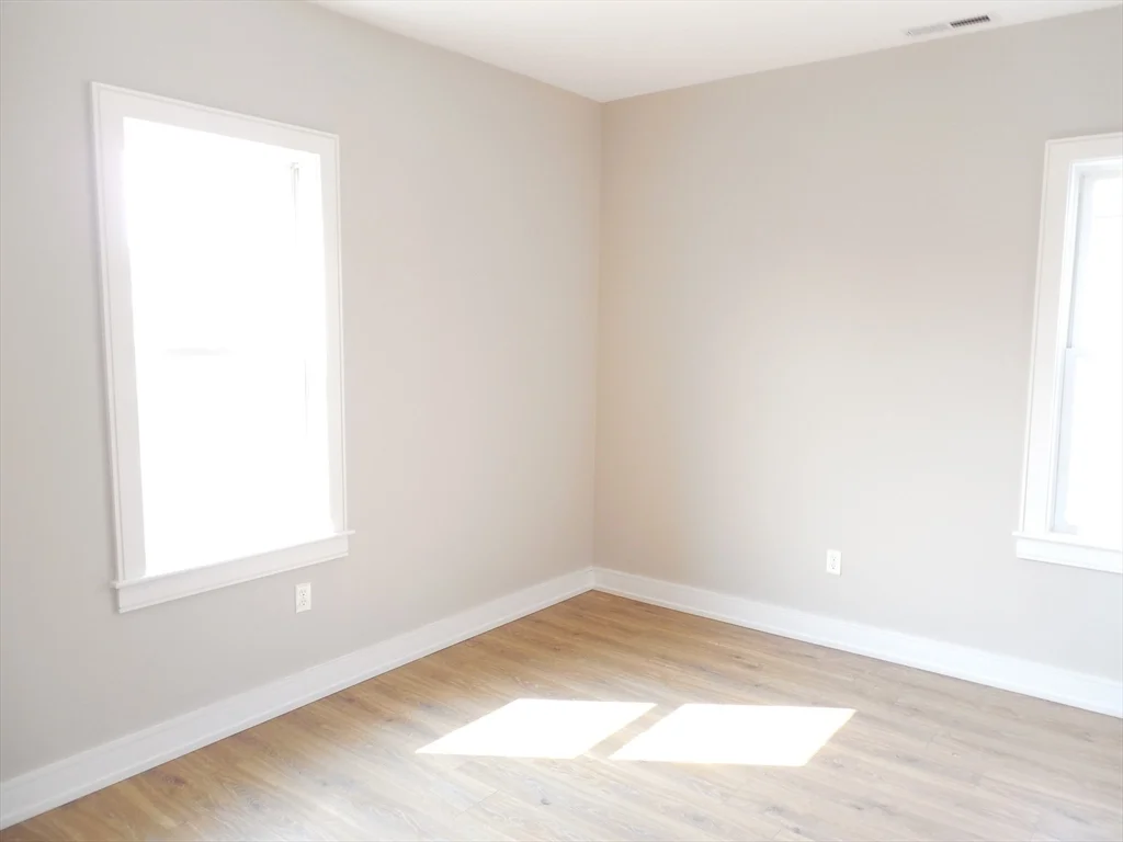 3 bed, 2 bath apartment for rent at 88 School St Unit B, Watertown — photo 9 of 18
