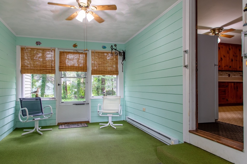 3 bed, 1 bath apartment for rent at 88 Sutherland Rd, North Attleboro — photo 2 of 24