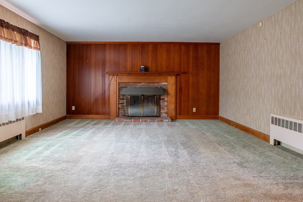 3 bed, 1 bath apartment for rent at 88 Sutherland Rd, North Attleboro — photo 7 of 24