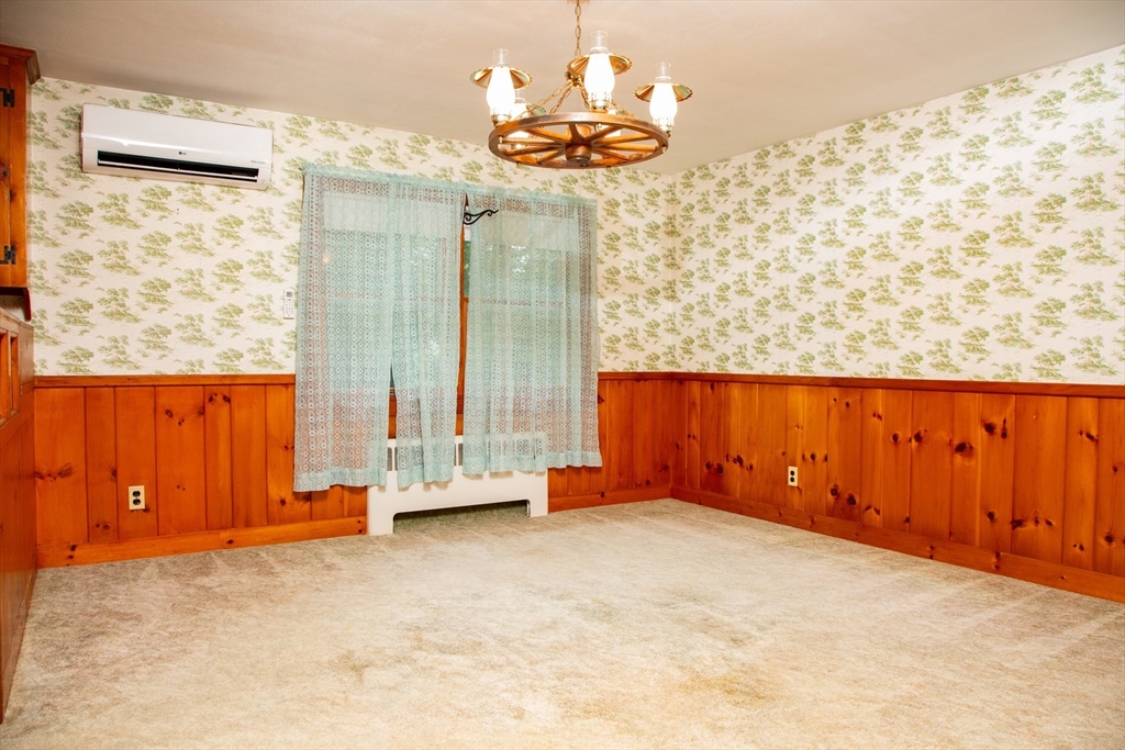 3 bed, 1 bath apartment for rent at 88 Sutherland Rd, North Attleboro — photo 5 of 24