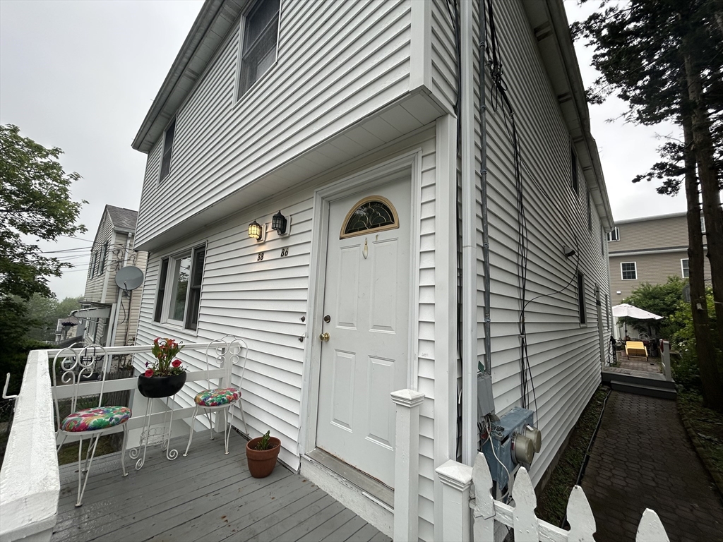 2 bed, 1 bath apartment for rent at 88 Sylvia St Unit -, Arlington — photo 16 of 17