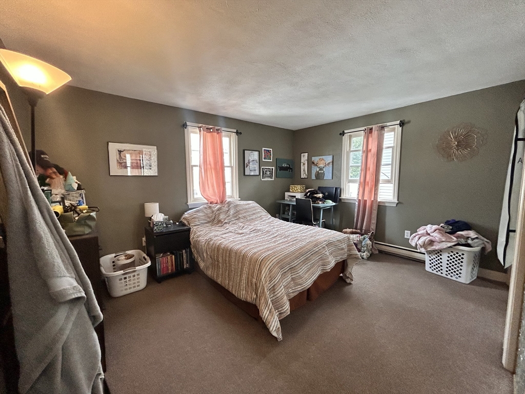 2 bed, 1 bath apartment for rent at 88 Sylvia St Unit -, Arlington — photo 6 of 17