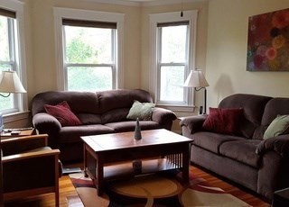 2 bed, 1 bath apartment for rent at 88 Vernon St Unit 4, Waltham — photo 3 of 14