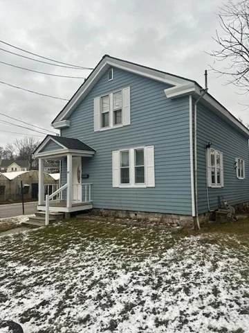 4 bed, 1 bath apartment for rent at 88 Wahconah St Unit -, Pittsfield — photo 2 of 17