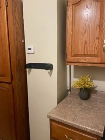 1 bed, 1 bath apartment for rent at 88 Walnut Ave Unit 1, Roxbury — photo 13 of 17