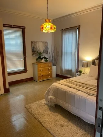 1 bed, 1 bath apartment for rent at 88 Walnut Ave Unit 1, Roxbury — photo 6 of 17