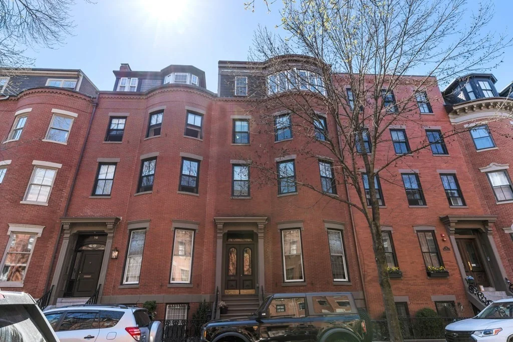 1 bed, 1 bath apartment for rent at 88 Waltham St Unit 2, South End