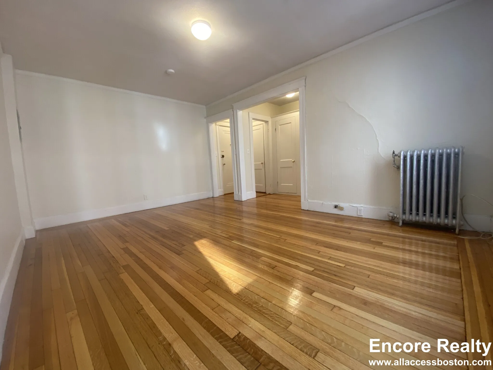 Studio bed, 1 bath apartment for rent at 88 Washington St Unit 10, Brighton — photo 2 of 15