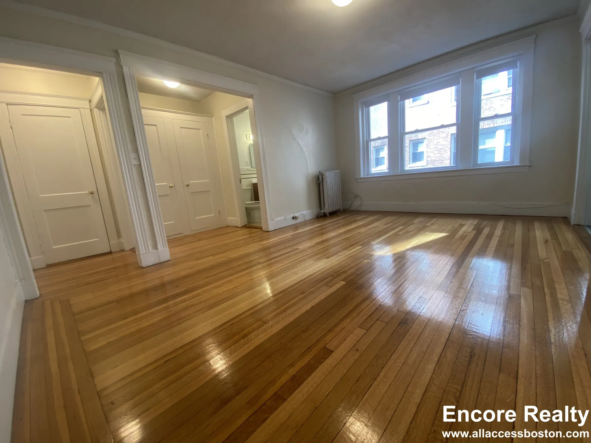 Studio bed, 1 bath apartment for rent at 88 Washington St Unit 10, Brighton