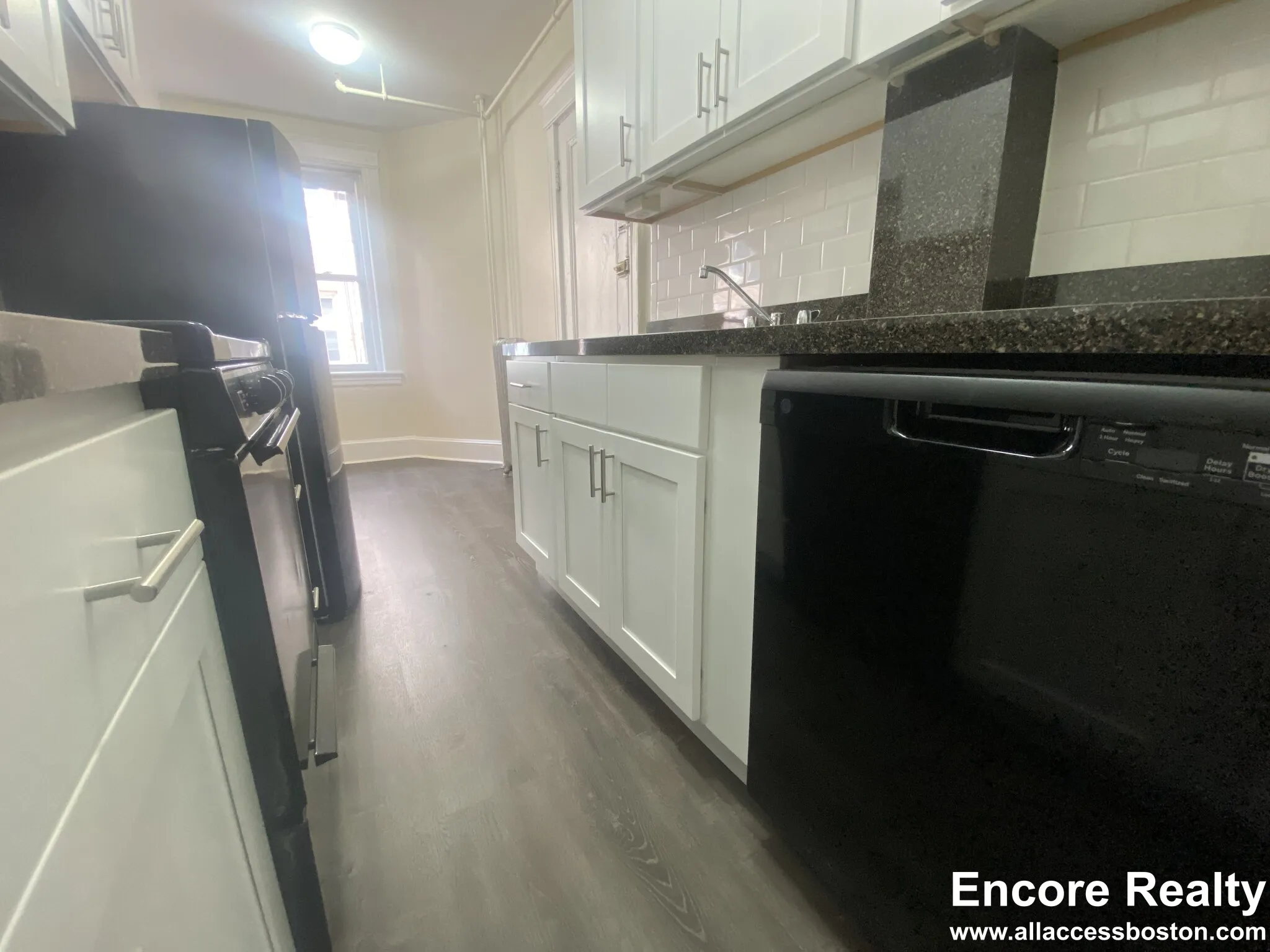 Studio bed, 1 bath apartment for rent at 88 Washington St Unit 10, Brighton — photo 5 of 15