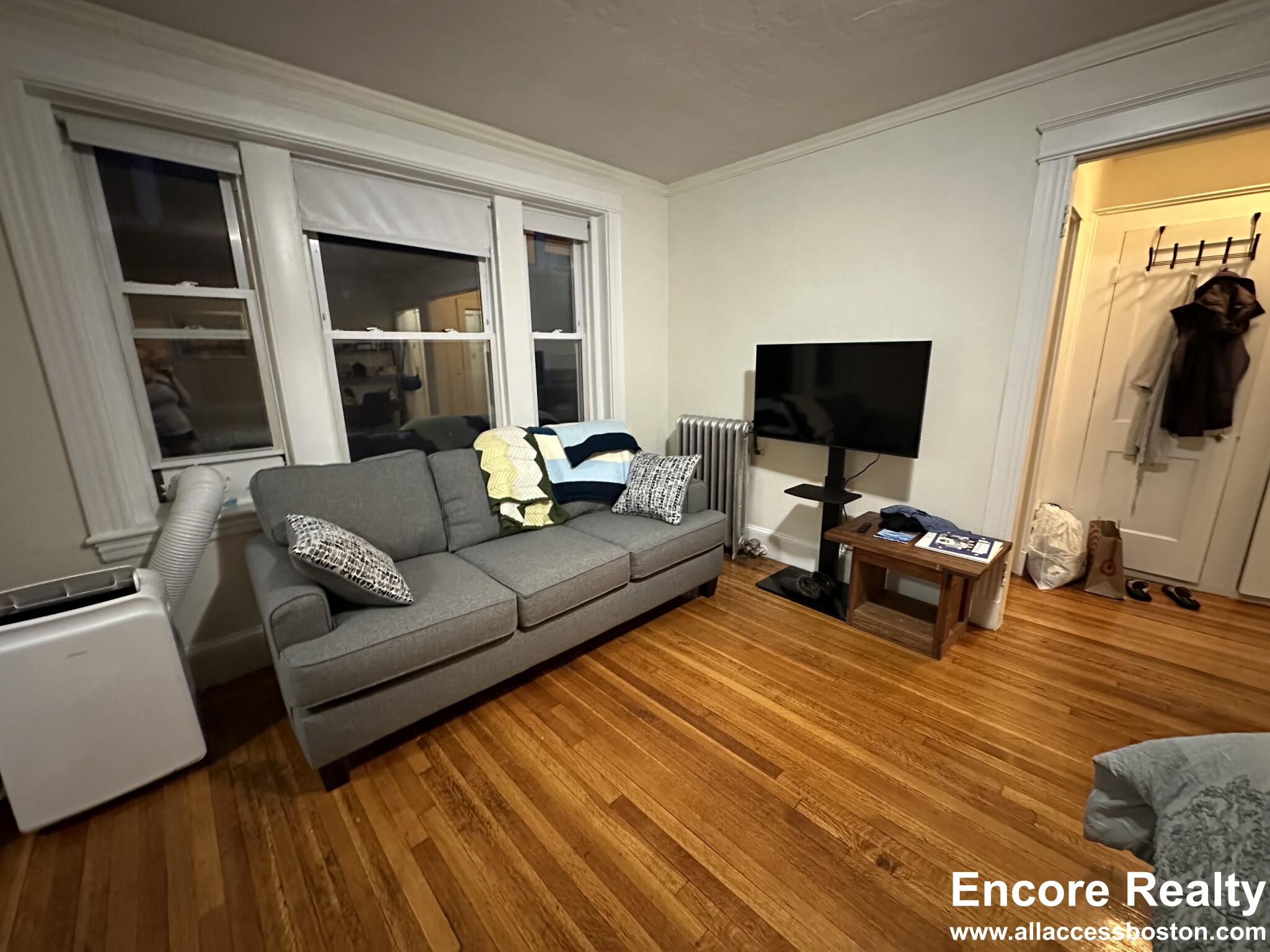 Studio bed, 1 bath apartment for rent at 88 Washington St Unit 12M, Brighton — photo 1 of 14