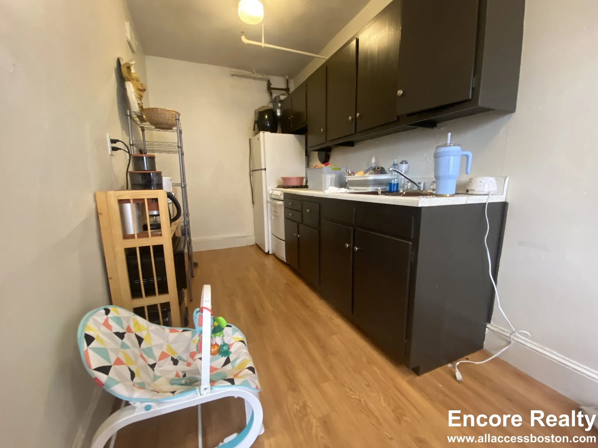 Studio bed, 1 bath apartment for rent at 88 Washington St Unit 19, Brighton — photo 4 of 11