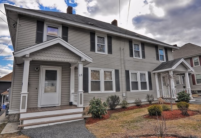 3 bed, 1 bath apartment for rent at 88 Water Unit 1, Milford — photo 2 of 23