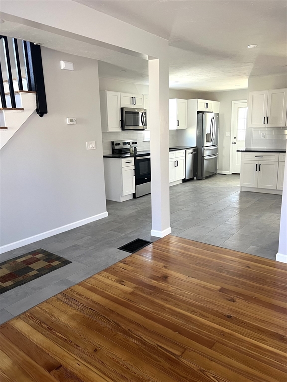 3 bed, 1 bath apartment for rent at 88 Water Unit 1, Milford — photo 8 of 23
