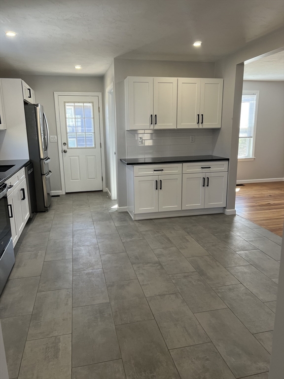 3 bed, 1 bath apartment for rent at 88 Water Unit 1, Milford — photo 5 of 23