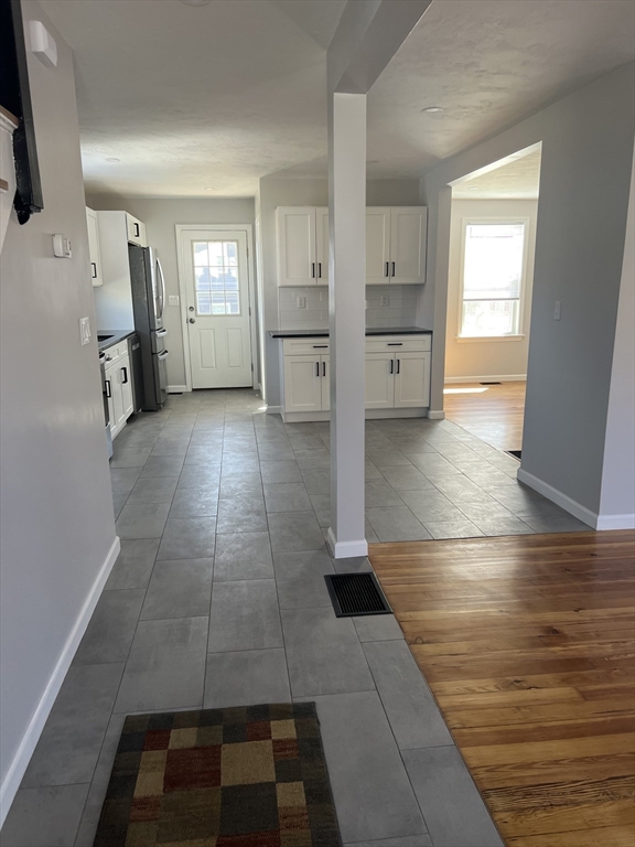 3 bed, 1 bath apartment for rent at 88 Water Unit 1, Milford — photo 21 of 23