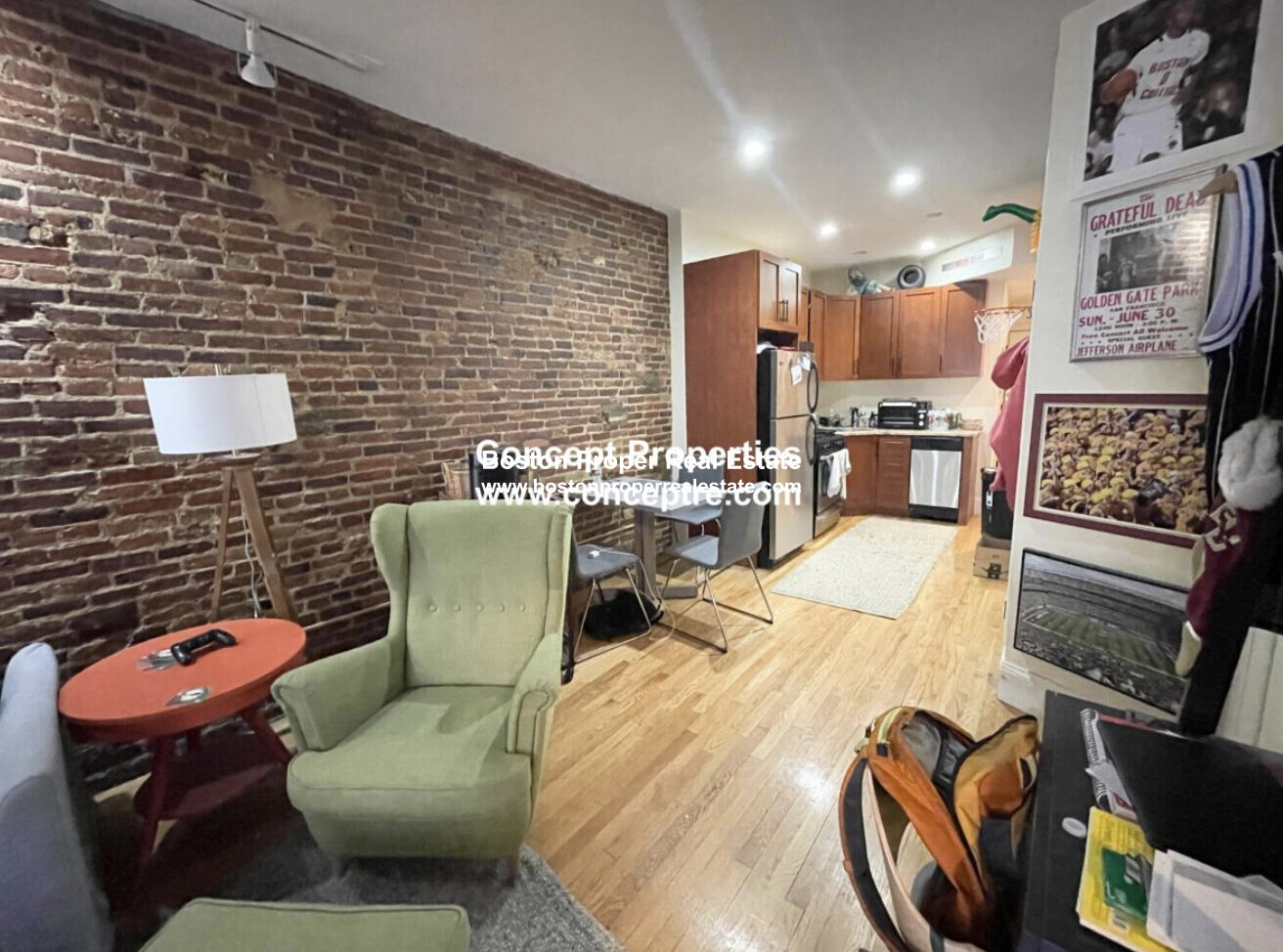 2 bed, 1 bath apartment for rent at 88 West Cedar St Unit 2A, Beacon Hill — photo 3 of 14