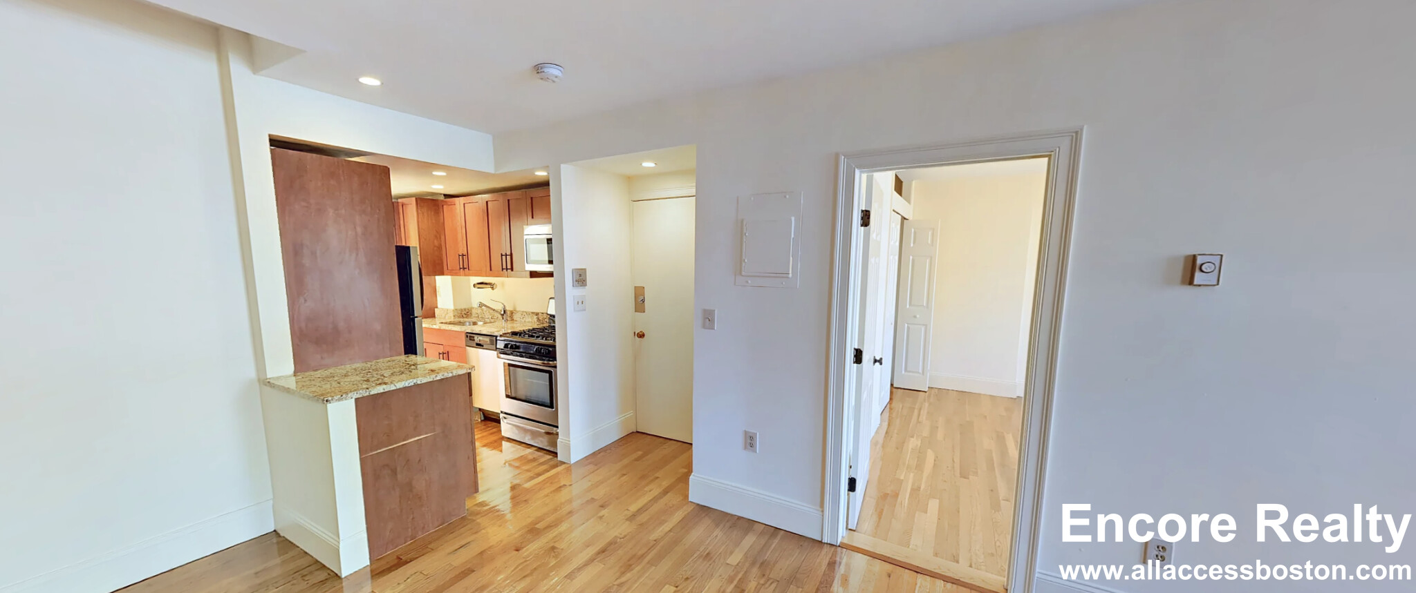 2 bed, 1 bath apartment for rent at 88 West Cedar St Unit 7, Beacon Hill — photo 5 of 11