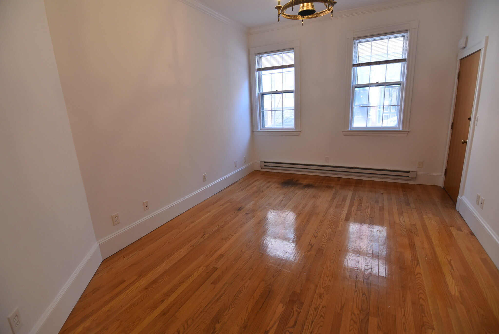 1 bed, 1 bath apartment for rent at 88 West Cedar St Unit A, Beacon Hill