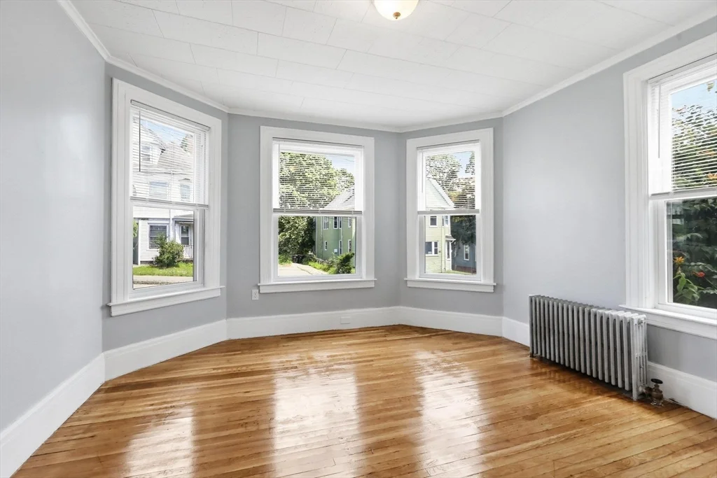 3 bed, 1 bath apartment for rent at 88 Weston St Unit 1, Brockton — photo 2 of 21