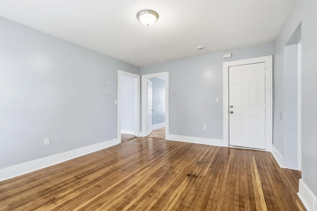 3 bed, 1 bath apartment for rent at 88 Weston St Unit 1, Brockton — photo 7 of 21