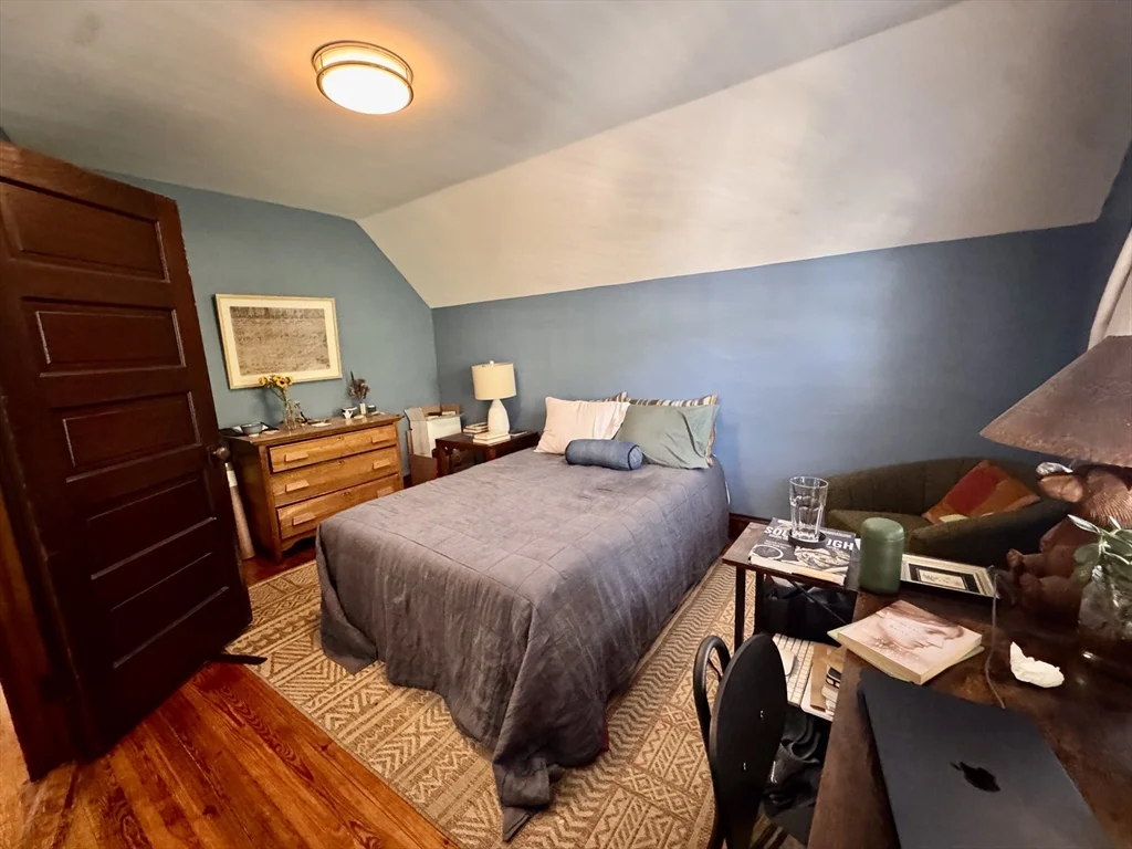 3 bed, 1 bath apartment for rent at 88 Yorktown St Unit 2, Teele Square — photo 9 of 17