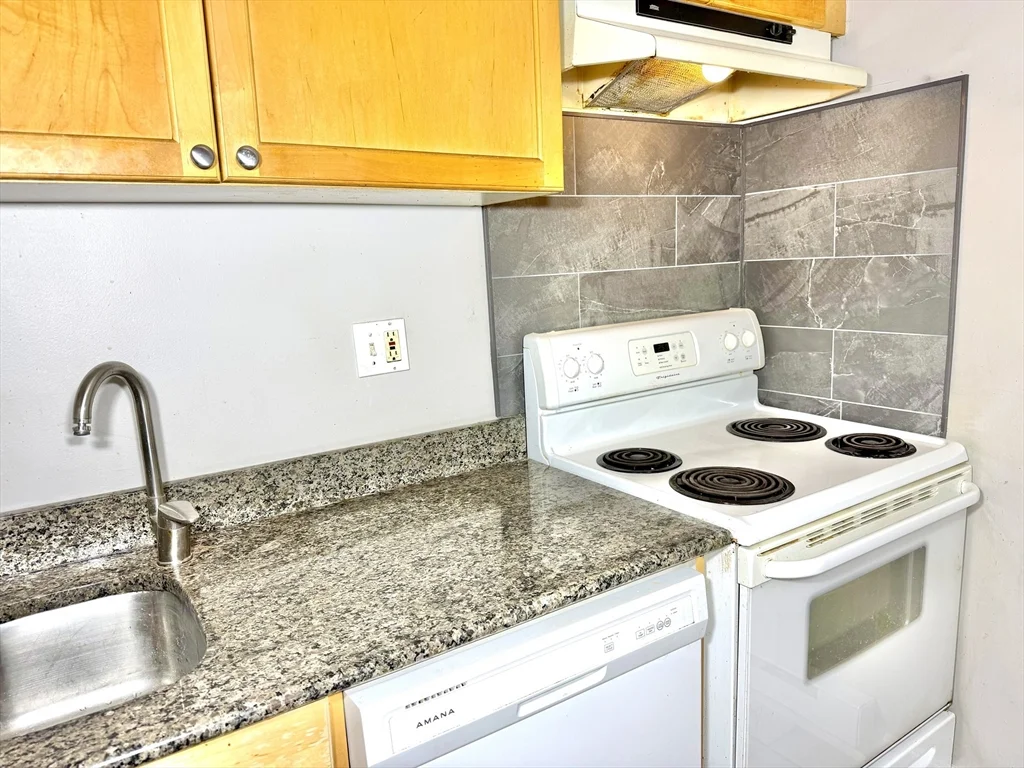 2 bed, 2 bath apartment for rent at 880 Broadway Unit 5, Revere — photo 5 of 25