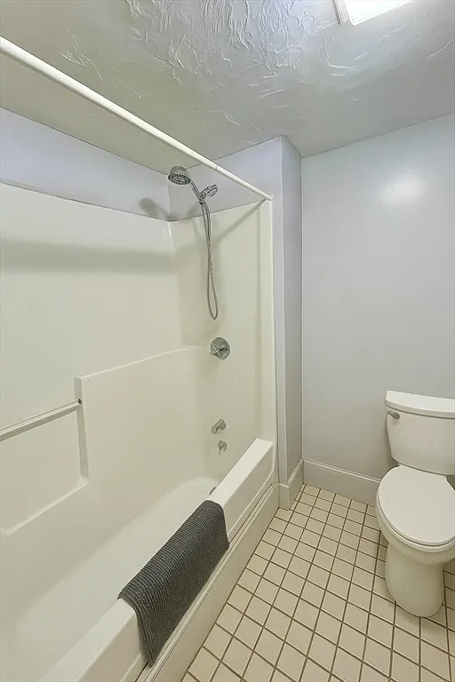 4 bed, 1.5 bath apartment for rent at 880 Huntington Ave Unit 2, Mission Hill — photo 9 of 9