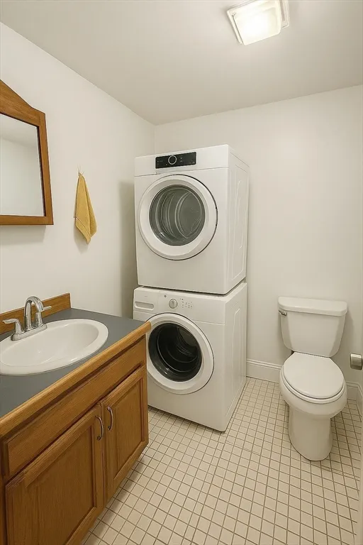 4 bed, 1.5 bath apartment for rent at 880 Huntington Ave Unit 2, Mission Hill — photo 8 of 9