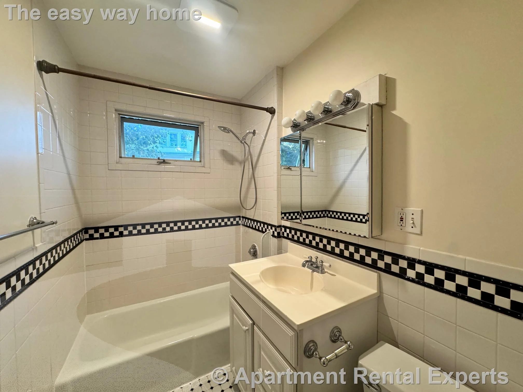 4 bed, 2 bath apartment for rent at 881 Broadway Unit 1, Davis Square — photo 9 of 16