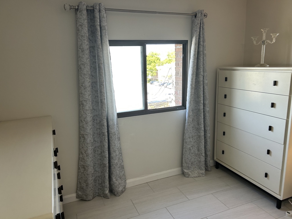 1 bed, 1 bath apartment for rent at 881 Broadway Unit 48, Everett — photo 8 of 16
