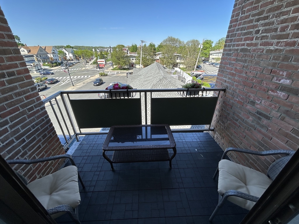 1 bed, 1 bath apartment for rent at 881 Broadway Unit 48, Everett — photo 5 of 16