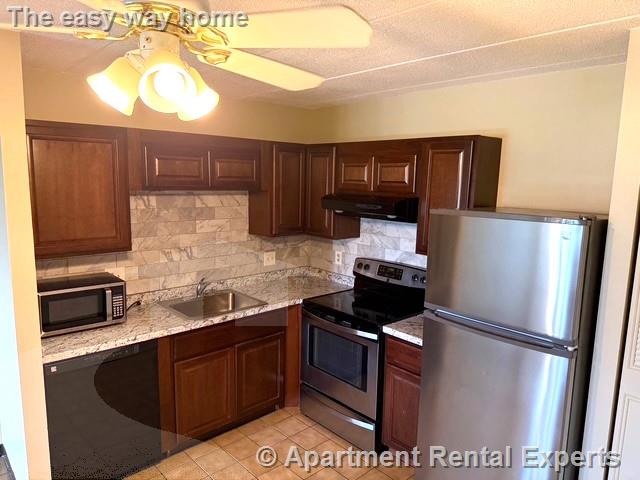 1 bed, 1 bath apartment for rent at 881 Broadway Unit 65, Everett — photo 2 of 15