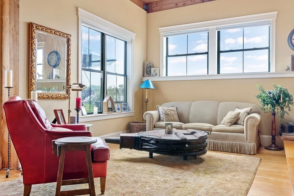 2 bed, 2 bath apartment for rent at 881 E 1st Unit 502, South Boston